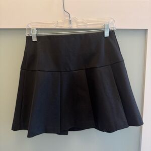 BCBGeneration Black Skirt size Small